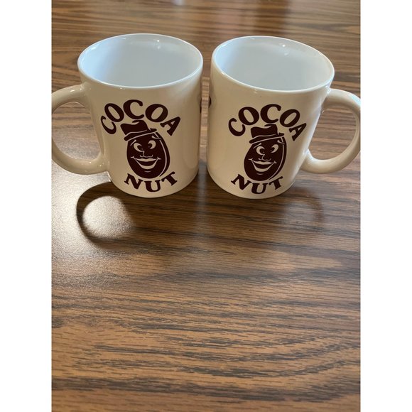 Houston Foods Cocoa Nut mugs set of two vintage cottage core - Picture 6 of 6